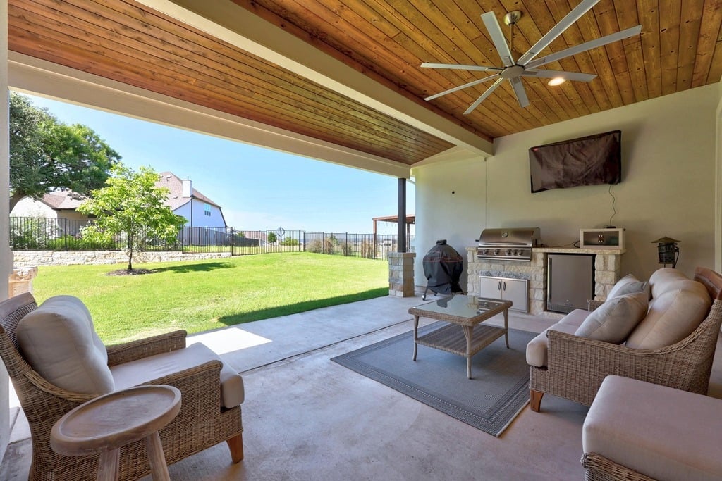 Crystal Fall Leander TX